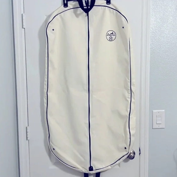 Hermes Garment Bag EUC - Picture 1 of 2